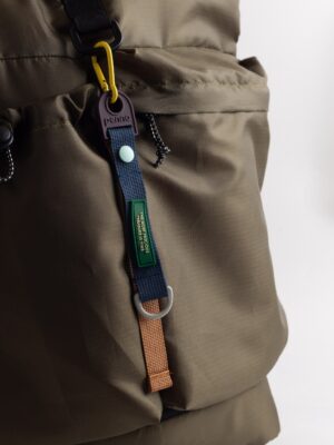 Gantungan Tas Keychain PENNA Bracey Loop