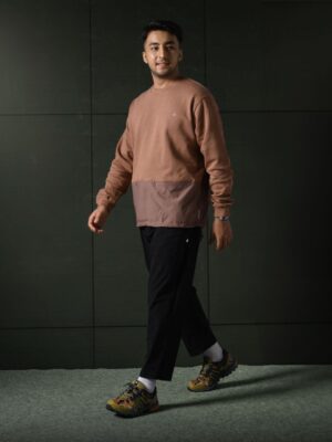 Dual Pockets Crewneck